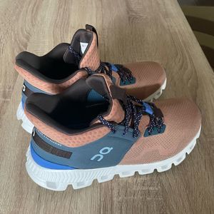 On Cloud Hi Edge Women Shoes Blush Storm - size 8.5